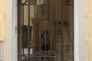 Puerta entrada metalica